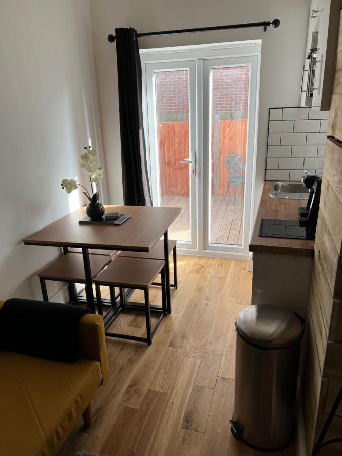 Flat 8, 10 St Johns Apartamento Bournemouth Exterior foto
